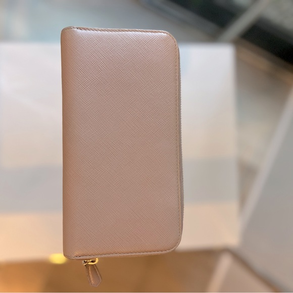 Prada Pinkish Tan wallet - Picture 1 of 8